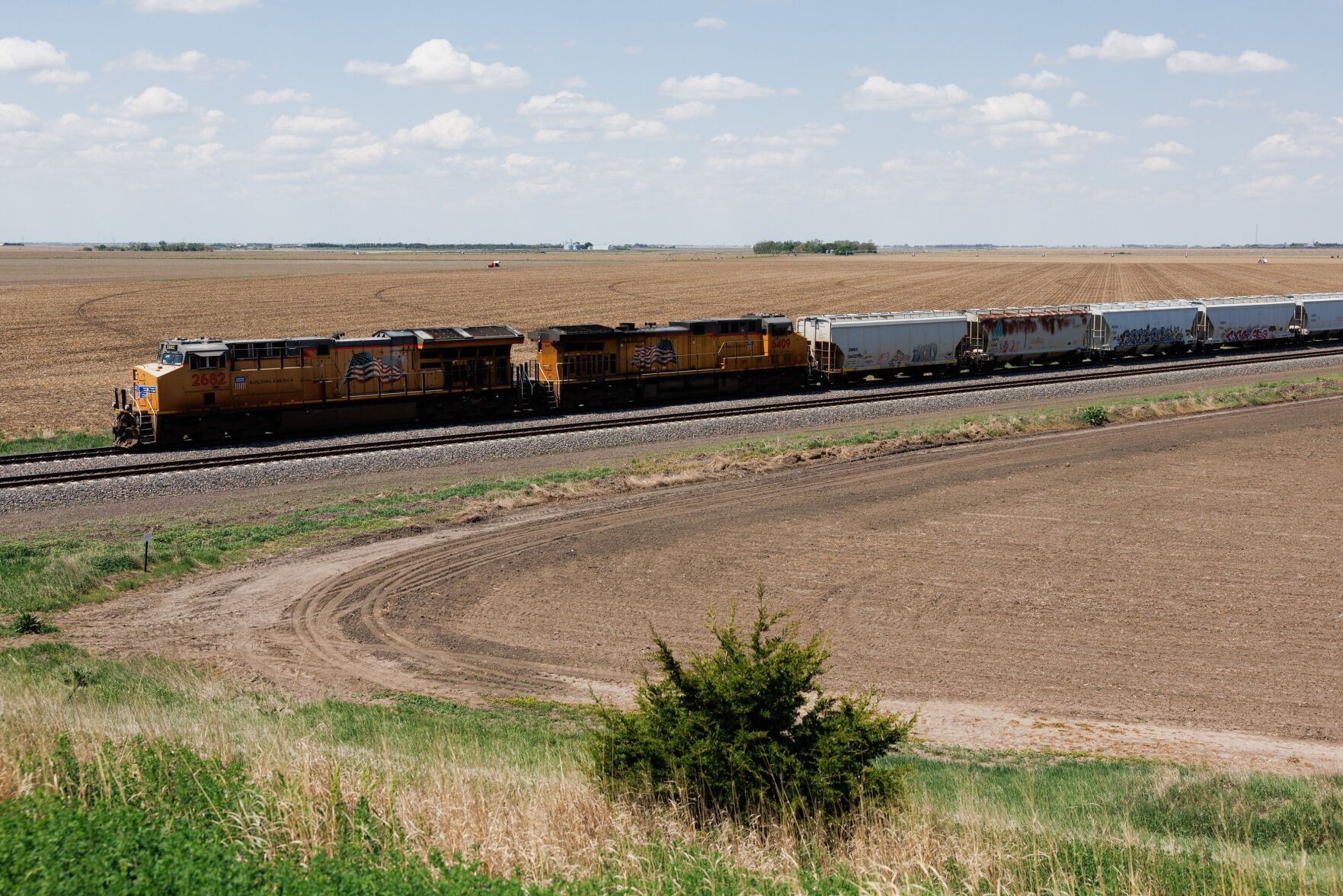 072925-train-nf-01